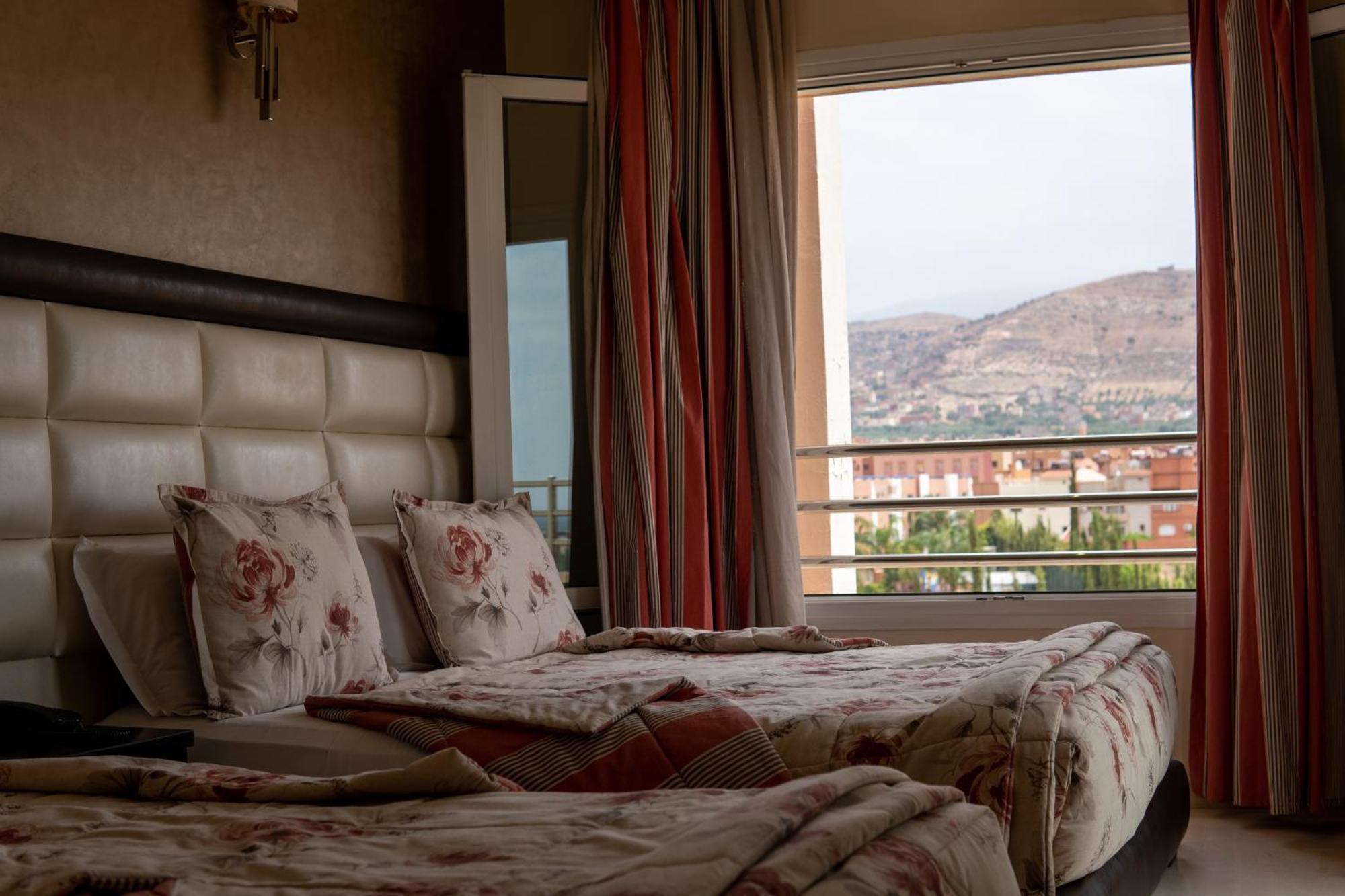 Hotel La Luna Beni Mellal Exteriér fotografie